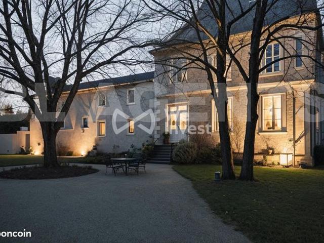 Château 14 pièces 370 m²
