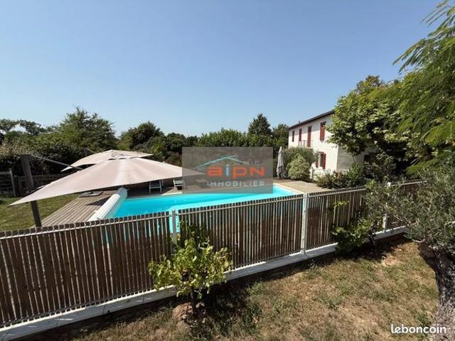 Propriété 14 pièces 385 m²
