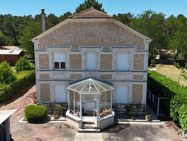 Propriété 14 pièces 316 m²