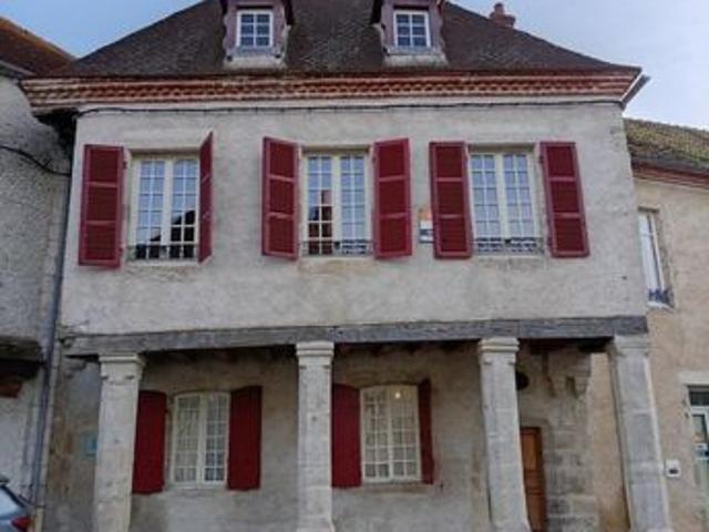 Propriété 14 pièces 327 m²