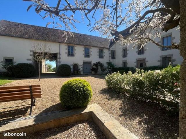 Propriété 14 pièces 331 m²