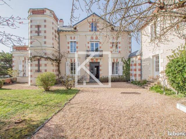 Propriété 14 pièces 335 m²