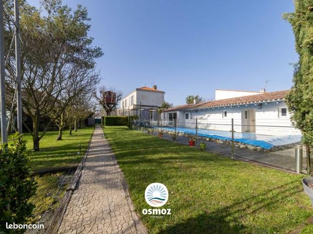 Propriété 14 pièces 450 m²