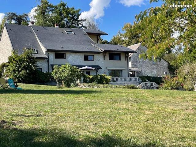 Propriété 14 pièces 460 m²