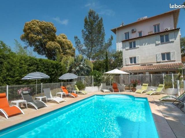 Propriété 14 pièces 500 m²