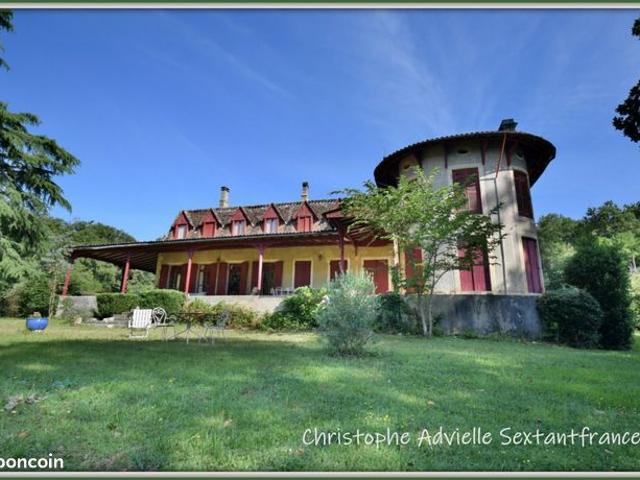 Propriété 14 pièces 680 m²