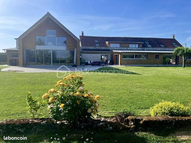 Propriété 14 pièces 700 m²