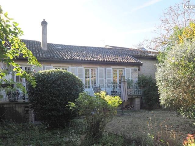 Propriété 15 pièces 344 m²