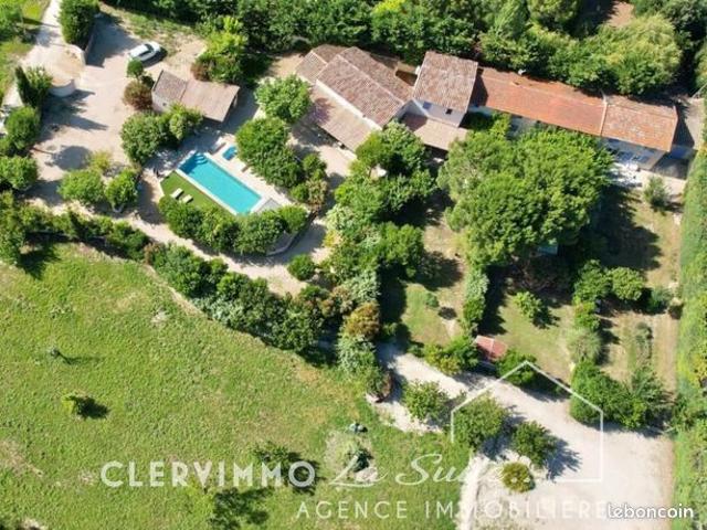 Propriété 15 pièces 350 m²