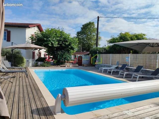 Propriété 15 pièces 385 m²