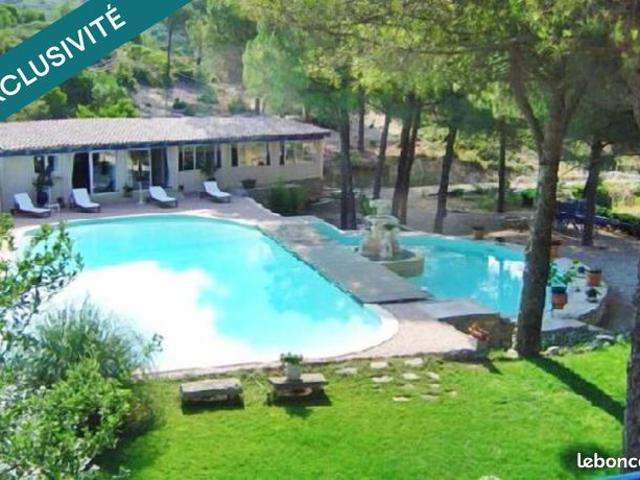 Propriété 15 pièces 335 m²