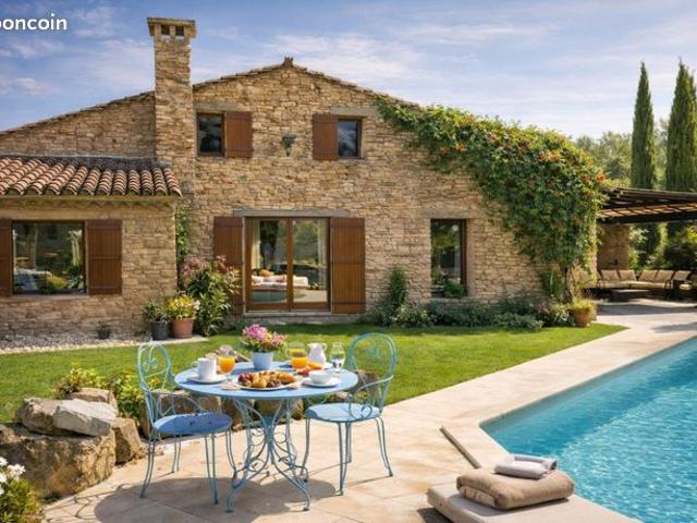 Propriété 15 pièces 328 m²