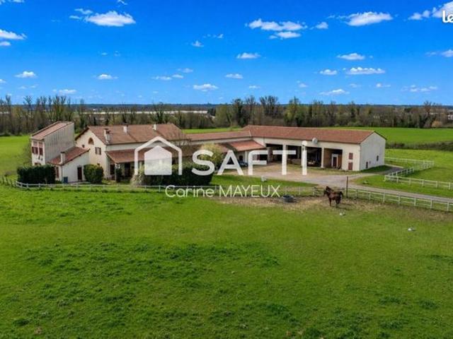 Propriété 15 pièces 454 m²
