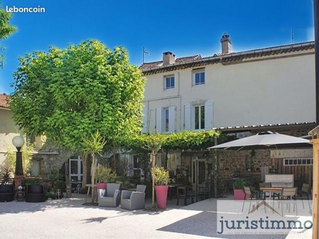 Propriété 15 pièces 484 m²