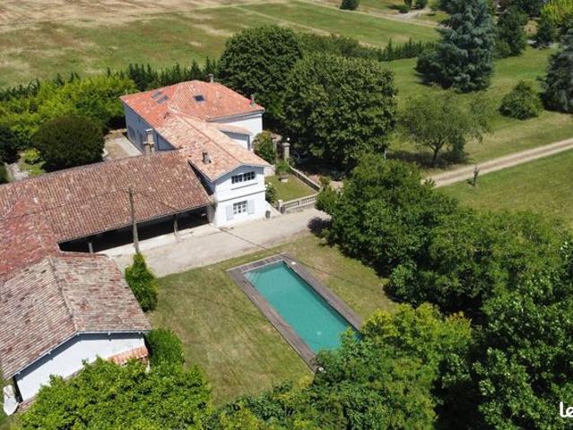 Propriété 15 pièces 406 m²