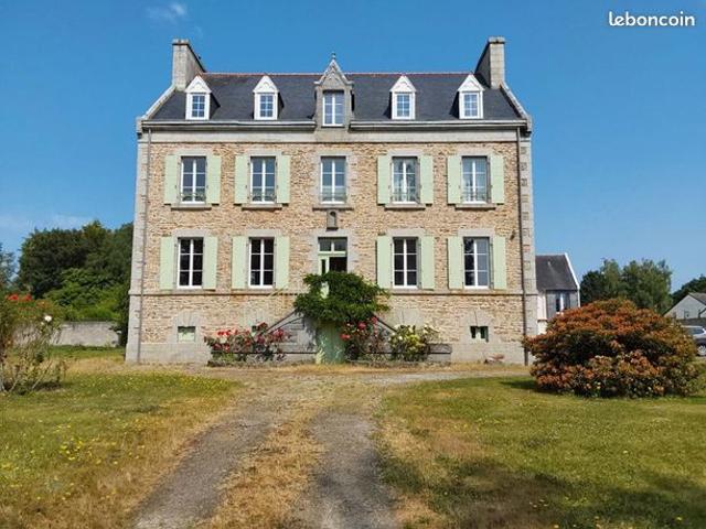 Propriété 15 pièces 416 m²
