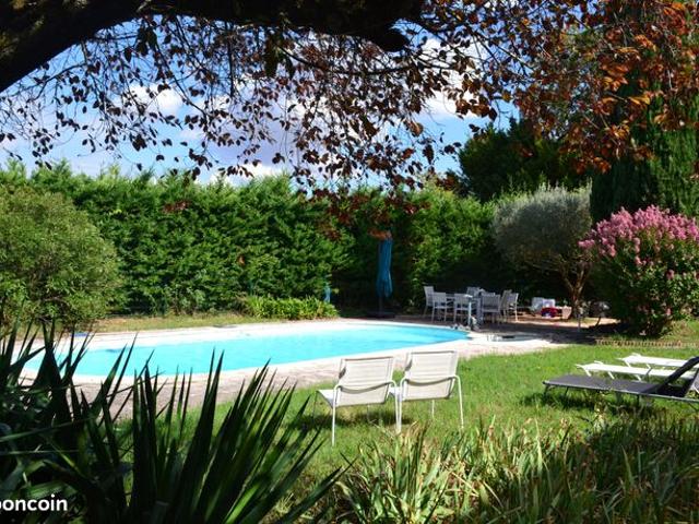 Propriété 15 pièces 425 m²