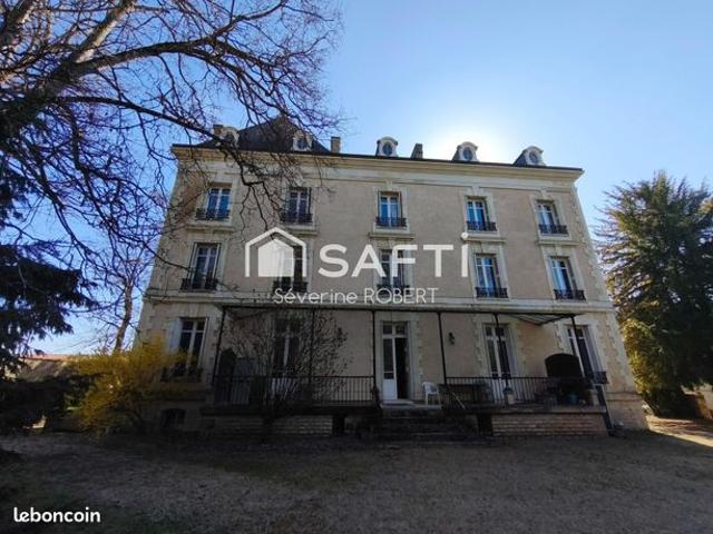Propriété 15 pièces 550 m²