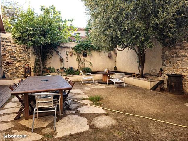 Propriété 15 pièces 550 m²