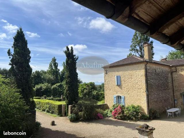 Propriété 15 pièces 564 m²