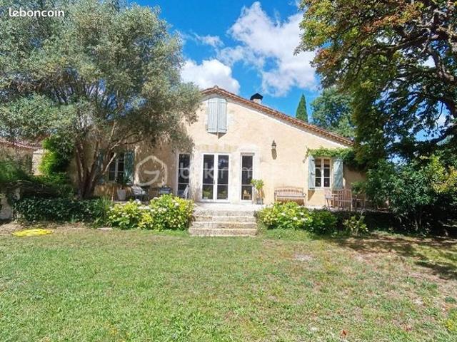 Propriété 15 pièces 784 m²