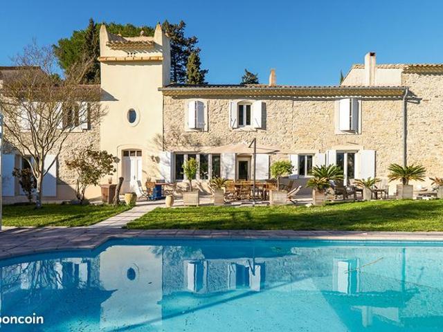 Propriété 15 pièces 861 m²