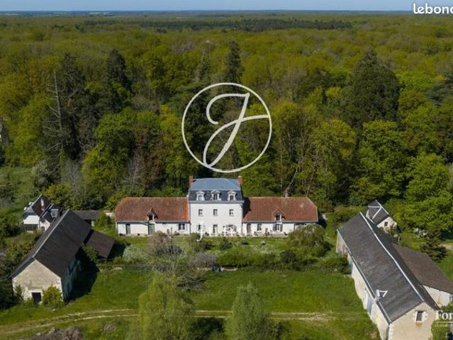 Propriété 16 pièces 264 m²