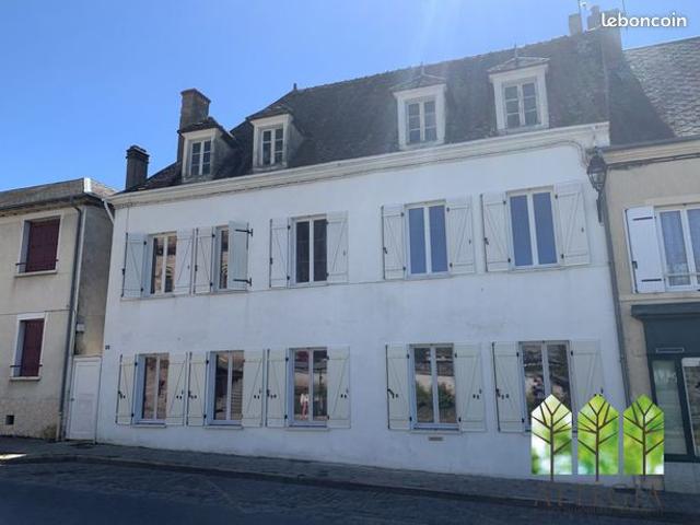 Propriété 16 pièces 232 m²