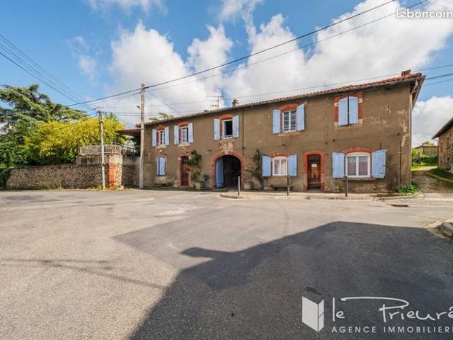 Propriété 16 pièces 368 m²