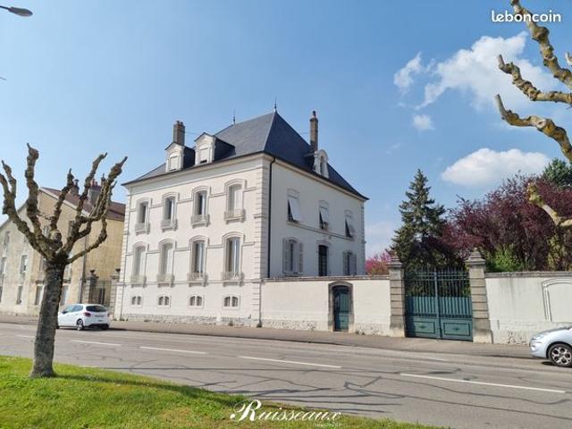 Propriété 16 pièces 310 m²