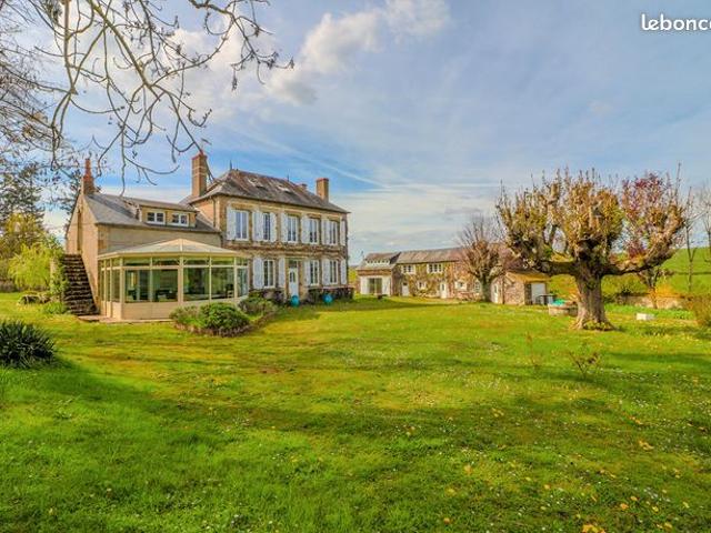 Propriété 16 pièces 404 m²