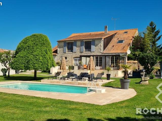 Propriété 16 pièces 410 m²