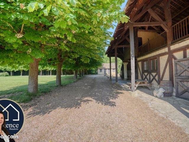 Propriété 16 pièces 410 m²