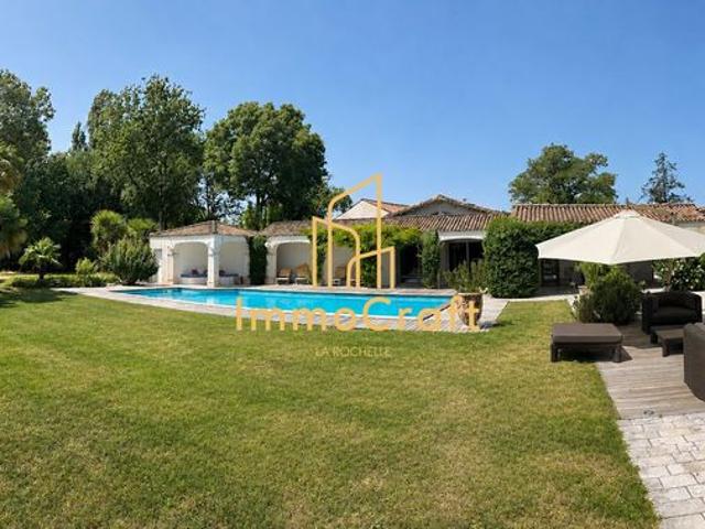 Propriété 16 pièces 544 m²