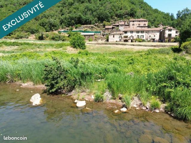 Propriété 17 pièces 372 m²
