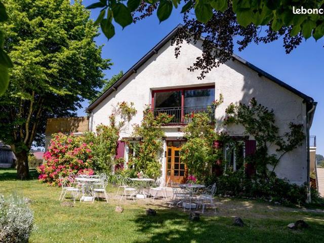 Propriété 17 pièces 412 m²