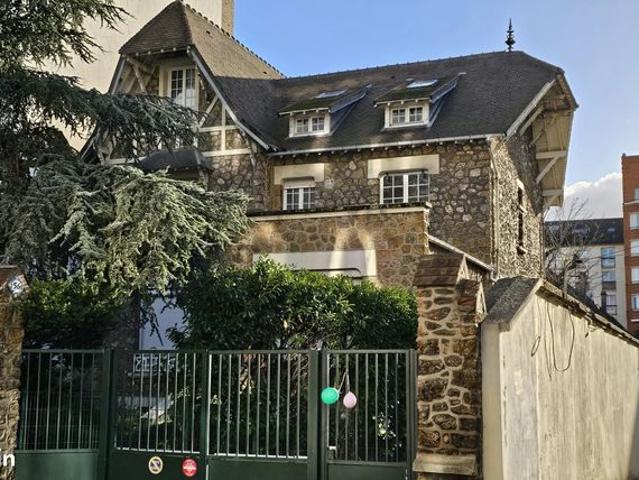 Propriété 17 pièces 416 m²