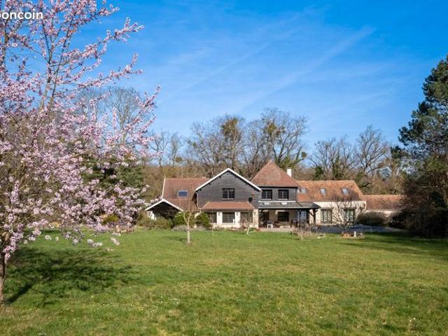 Propriété 17 pièces 549 m²