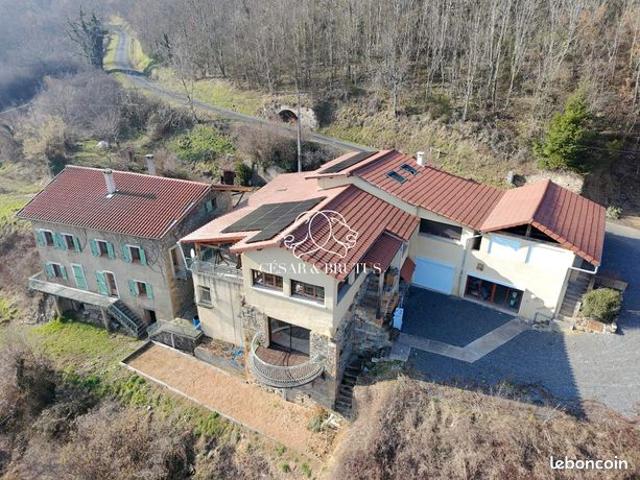 Propriété 17 pièces 528 m²