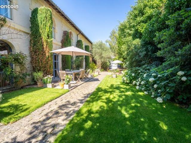 Propriété 17 pièces 900 m²