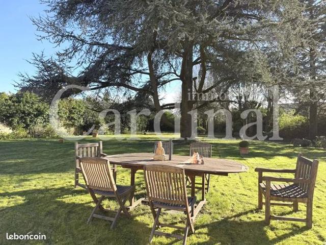 Propriété 189 m² Noisy le Roi