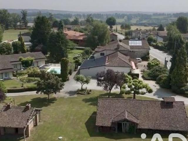 Propriété 18 pièces 294 m²