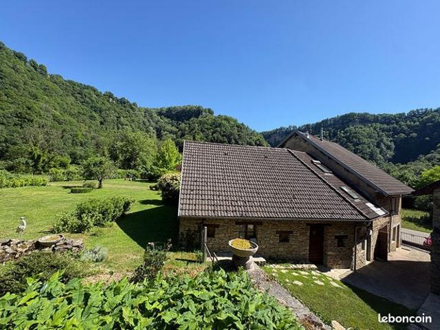 Propriété 18 pièces 362 m²