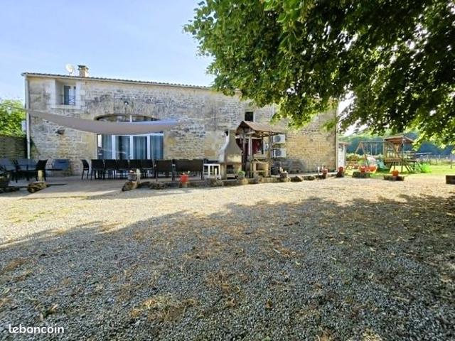 Propriété 18 pièces 460 m²