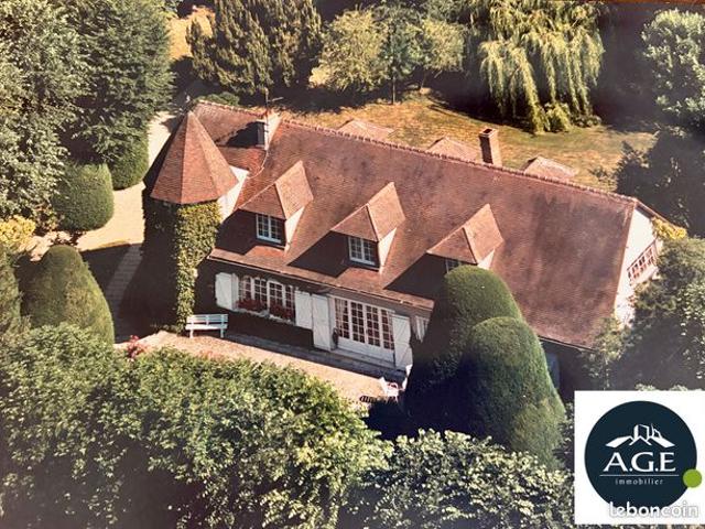 Propriété 18 pièces 406 m²