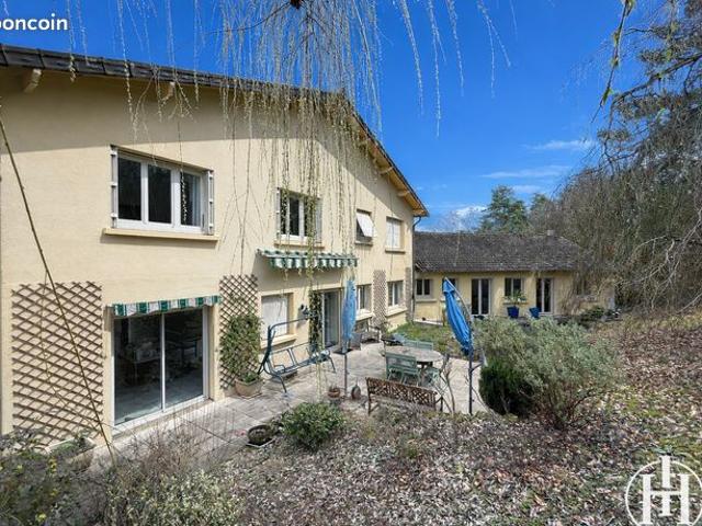 Propriété 18 pièces 522 m²