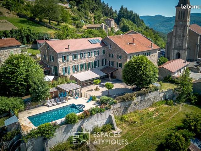 Propriété 18 pièces 650 m²