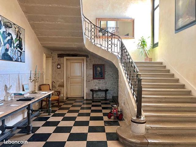 Propriété 19 pièces 597 m²