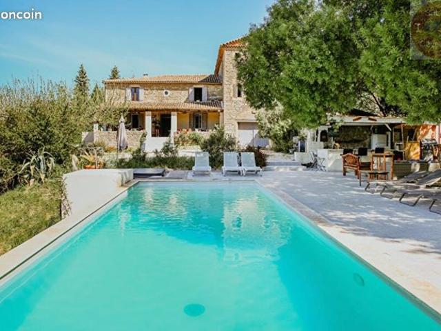 Propriété 19 pièces 500 m²