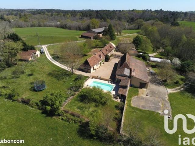 Propriété 1 pièce 430 m²